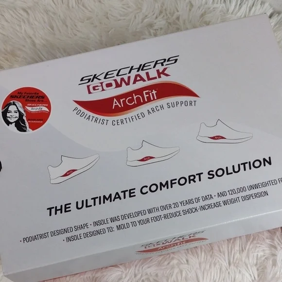 Skechers Women's Blush Slip-On Gowalk Sneakers Size 8.5 - Picture 2 of 10